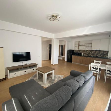 Costin Apartments C&C Residence 2 ナボダリ エクステリア 写真